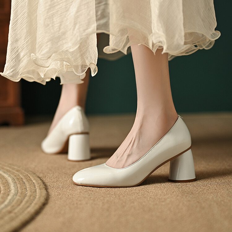 Women's Fashion Flat Shoes with T-Strap and Color Block Design - Image 4