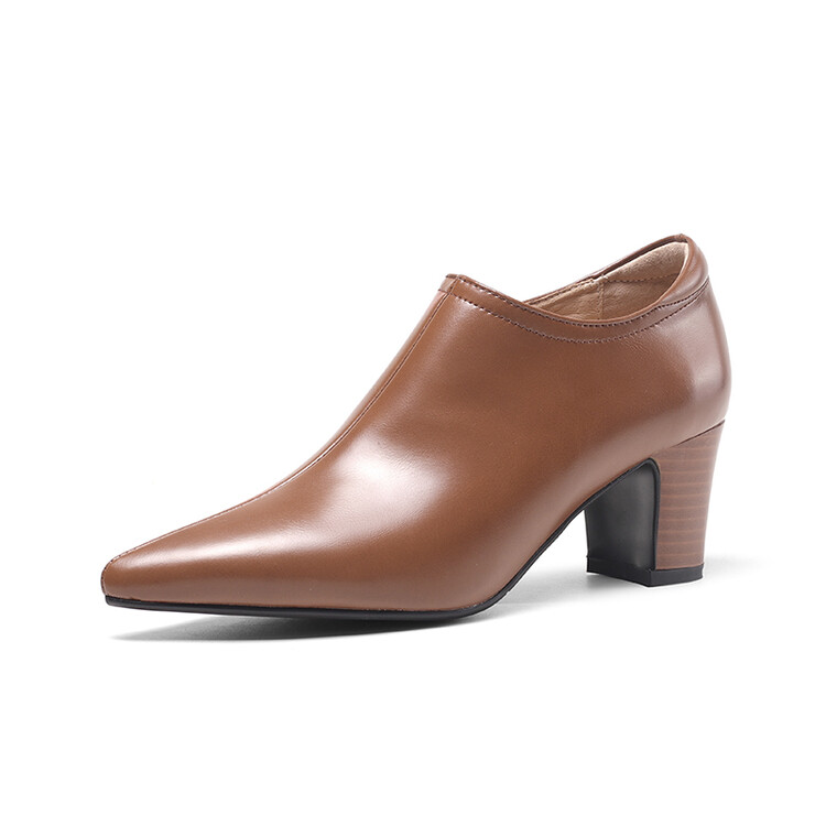Women's Mary Jane Flat Shoes in Top Grain Leather with Chunky Mid Heel - Image 5